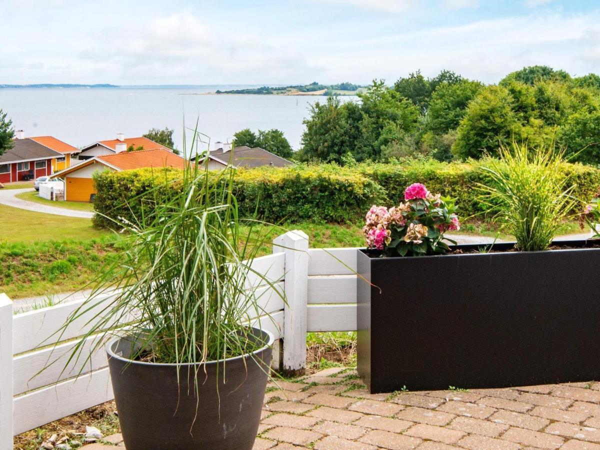 6 Person Holiday Home In Åbenrå Extérieur photo